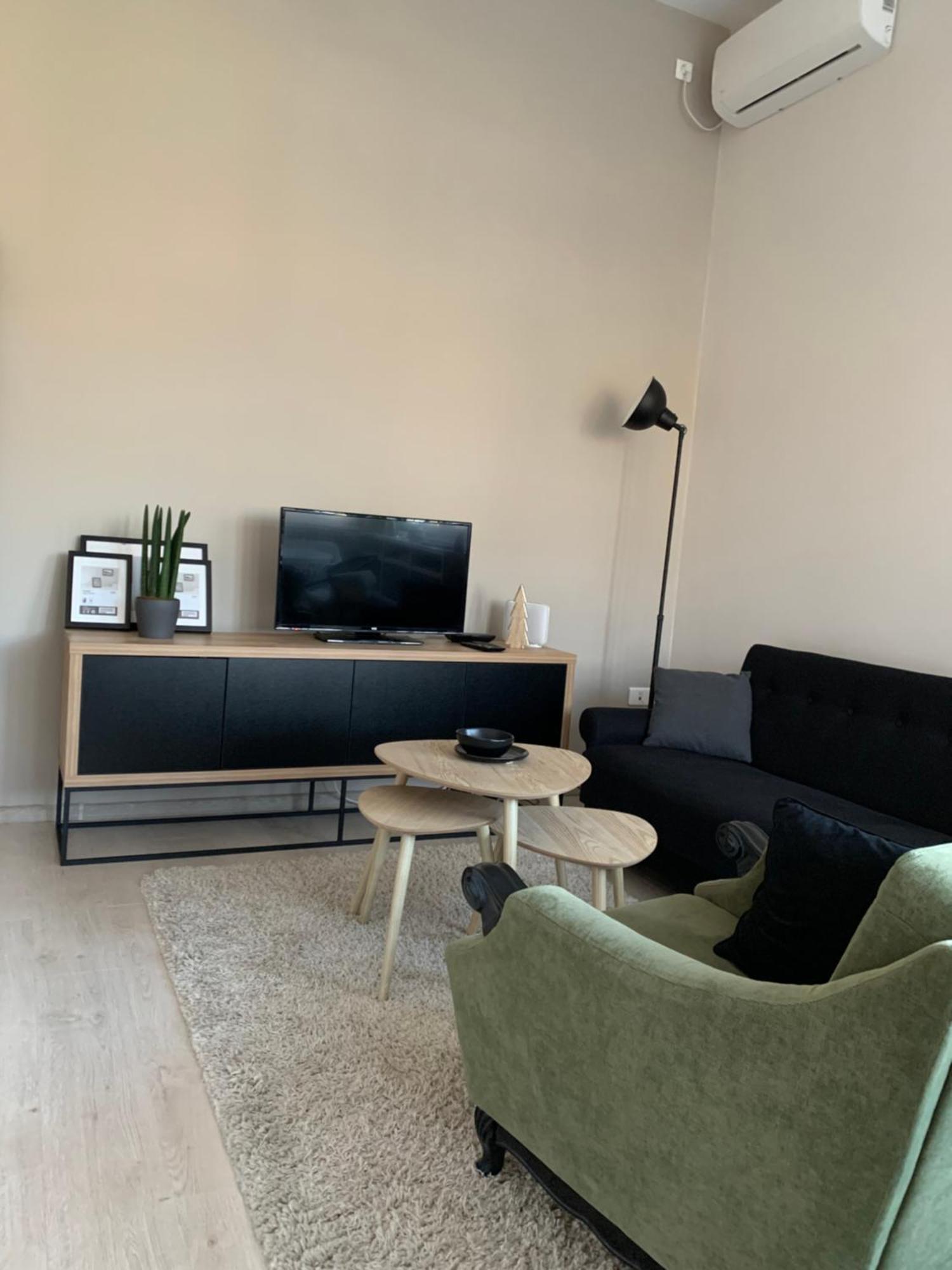 Studio Apartman Park Galerija Apartment Осиек Екстериор снимка