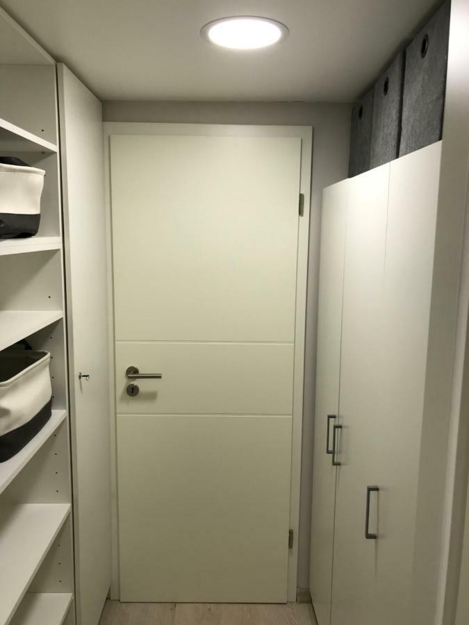 Studio Apartman Park Galerija Apartment Осиек Екстериор снимка